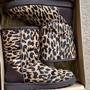 Short Cheetah Print Ugg Boots